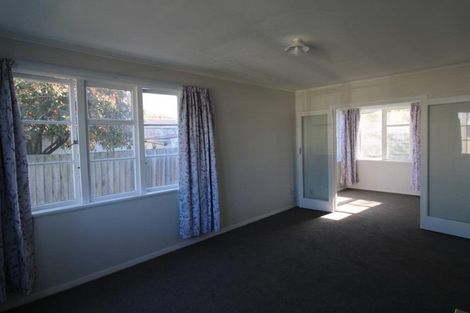 Photo of property in 30 Bateman Avenue, Bryndwr, Christchurch, 8053