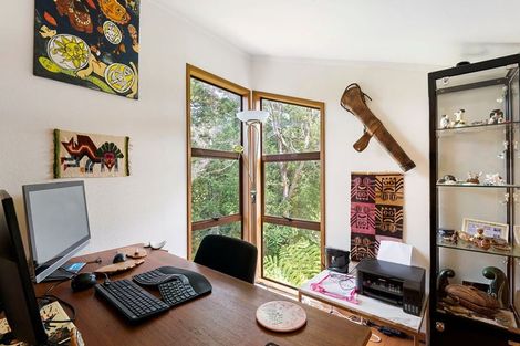 Photo of property in 20 Barlow Place, Chatswood, Auckland, 0626