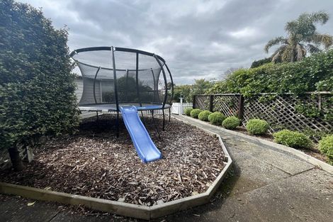 Photo of property in 2/85a Beach Road, Pahurehure, Papakura, 2113