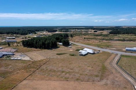 Photo of property in 16 Mowhia Grove, Waitarere, Levin, 5510