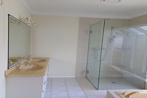 Photo of property in 11 Lilford Place, Half Moon Bay, Auckland, 2012