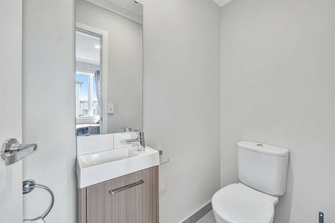 Photo of property in 28 Fernly Rise, Flat Bush, Auckland, 2019