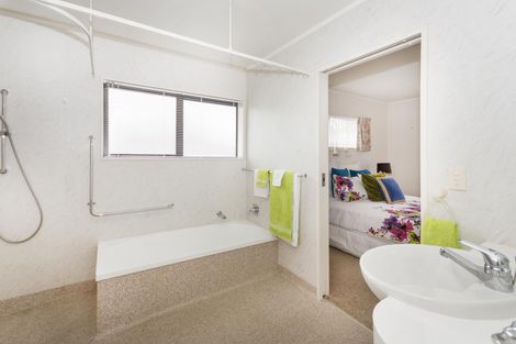 Photo of property in 9 Collie Road, Pukekohe, 2120