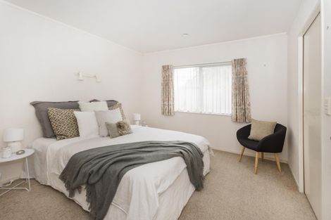 Photo of property in 9 Collie Road, Pukekohe, 2120