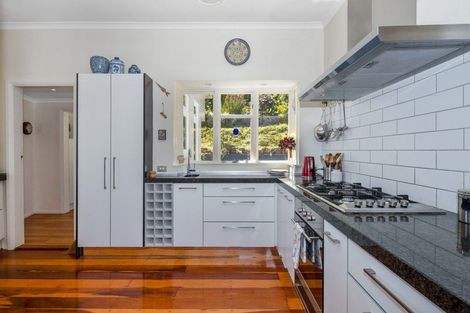 Photo of property in 47 Melbourne Road, Island Bay, Wellington, 6023