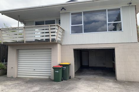 Photo of property in 4206 Great North Road, Glendene, Auckland, 0602