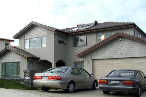 Photo of property in 12 Zara Court, Windsor Park, Auckland, 0632
