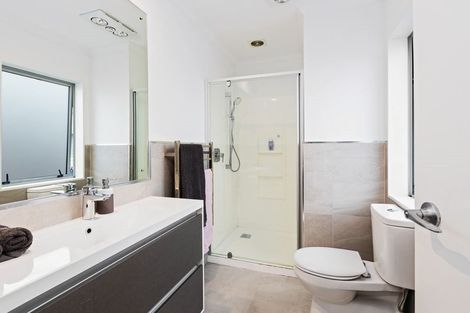 Photo of property in 11 Kukuwai Avenue, Red Beach, 0932