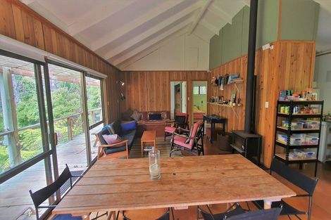 Photo of property in 46 Schoolhouse Bay Road, Kawau Island, 0920