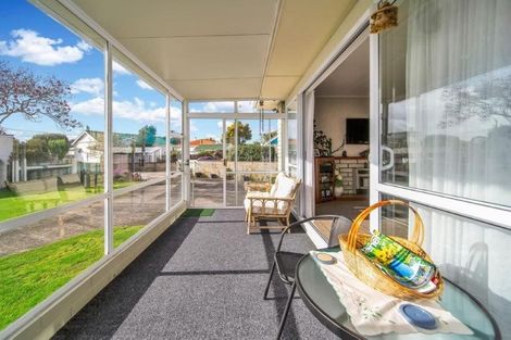 Photo of property in 52a Dixon Avenue, Hawera, 4610