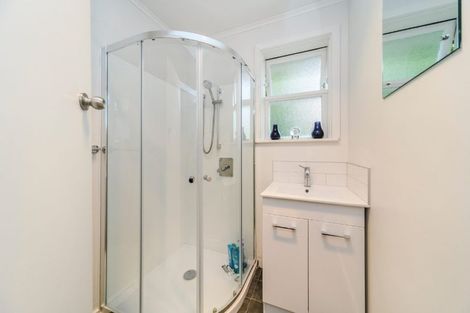 Photo of property in 2 Forth Terrace, Roslyn, Palmerston North, 4414