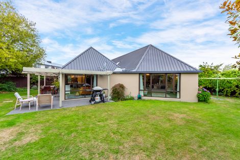 Photo of property in 33 O'connor Place, Burnside, Christchurch, 8053