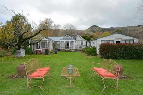 Photo of property in 4511 Christchurch Akaroa Road, Little River, 7591