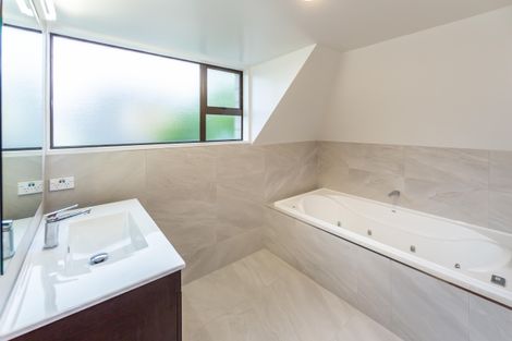 Photo of property in 33 O'connor Place, Burnside, Christchurch, 8053