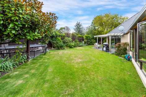 Photo of property in 33 O'connor Place, Burnside, Christchurch, 8053