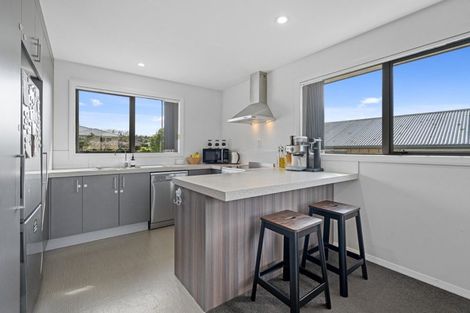 Photo of property in 40 Fairfax Crescent, Pyes Pa, Tauranga, 3112