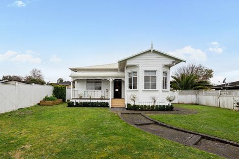 Photo of property in 17 Dinsdale Road, Dinsdale, Hamilton, 3204