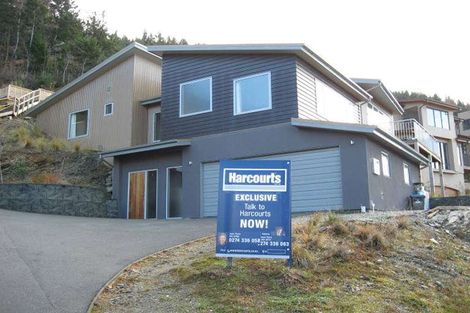 Photo of property in 69a Hensman Road, Queenstown, 9300