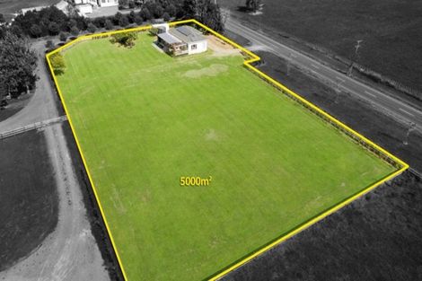 Photo of property in 212 Monument Road, Clevedon, Papakura, 2582