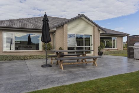 Photo of property in 13 Blue Stone Drive, Waiareka Junction, Oamaru, 9401