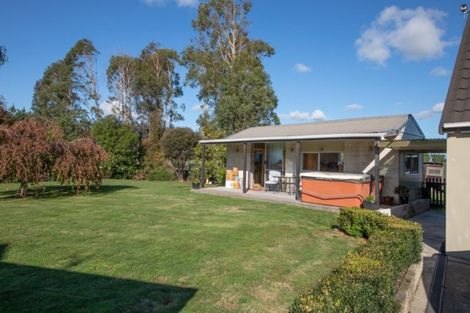 Photo of property in 898 Rongotea Road, Rongotea, Palmerston North, 4476