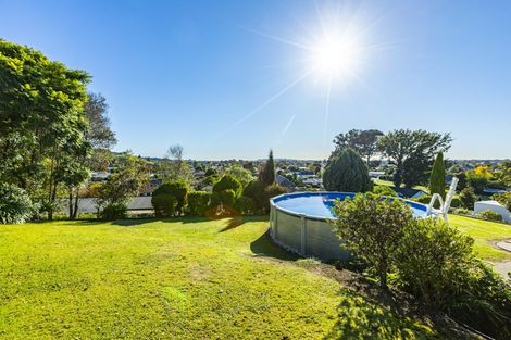 Photo of property in 37 Hetley Crescent, Taradale, Napier, 4112