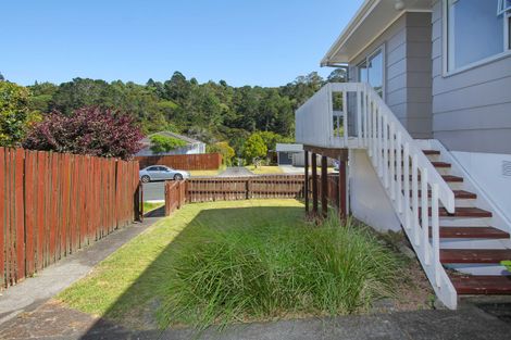 Photo of property in 2/117 Lynn Road, Bayview, Auckland, 0629