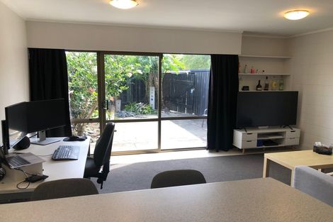Photo of property in 2/11 Hayden Street, Freemans Bay, Auckland, 1011