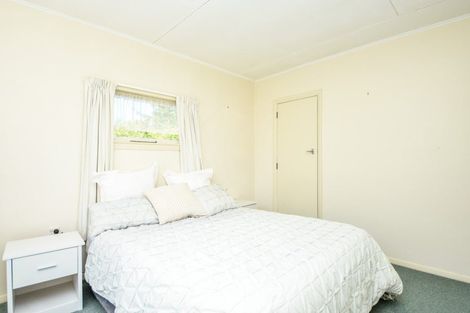 Photo of property in 22 Moreton Road, Carterton, 5713