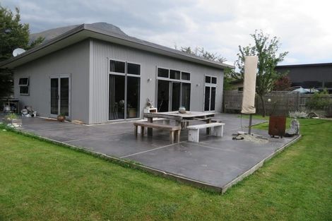 Photo of property in 32 Sylvan Street, Lake Hayes, Queenstown, 9304