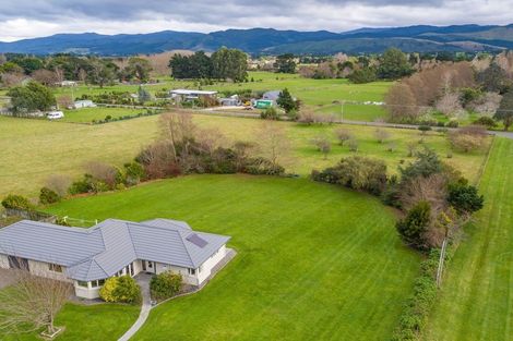 Photo of property in 137 Kent Street, Carterton, 5713