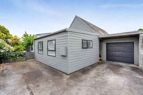 Photo of property in 9a Tamati Place, Merrilands, New Plymouth, 4312