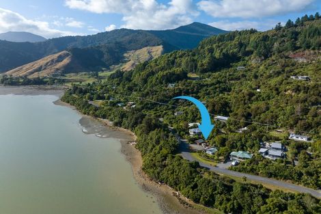 Photo of property in 758 Queen Charlotte Drive, Havelock, Picton, 7281