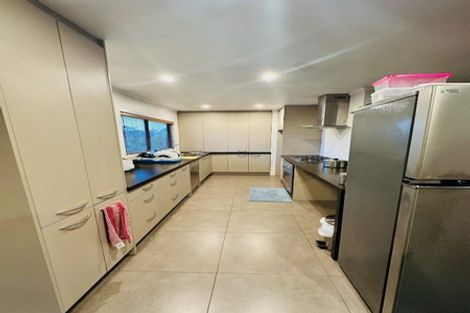 Photo of property in 58 Cyclarama Crescent, Massey, Auckland, 0614