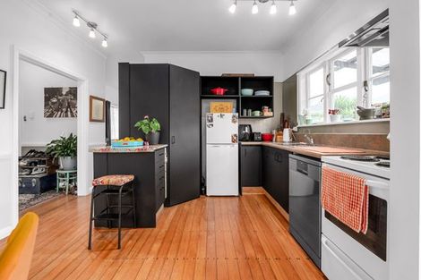 Photo of property in 84 Norton Road, Frankton, Hamilton, 3204