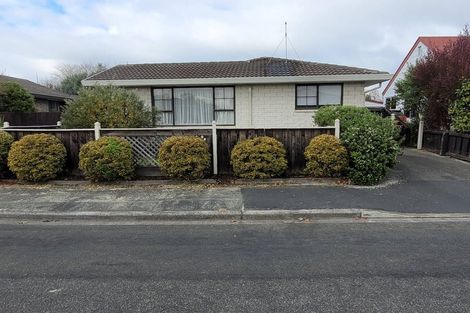 Photo of property in 1/14 Resolution Place, Bryndwr, Christchurch, 8053