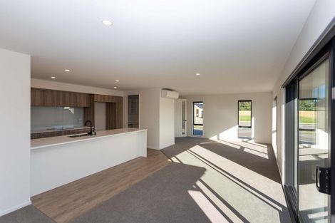 Photo of property in 6 Sanders Way, Rolleston, 7614