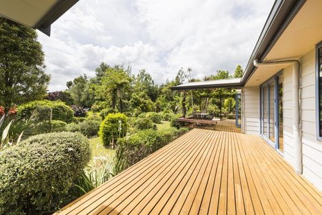 Photo of property in 136 Pohangina Valley Road East, Ashhurst, 4884