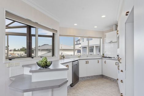 Photo of property in 6/21 Victoria Road, Mount Maunganui, 3116