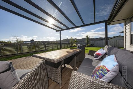 Photo of property in 4 Korako Drive, Kumeu, 0810