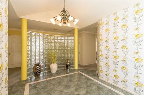 Photo of property in 3c Hinau Street, Inglewood, 4330