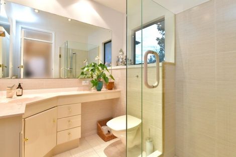 Photo of property in 74 Ardern Avenue, Stanmore Bay, Whangaparaoa, 0932