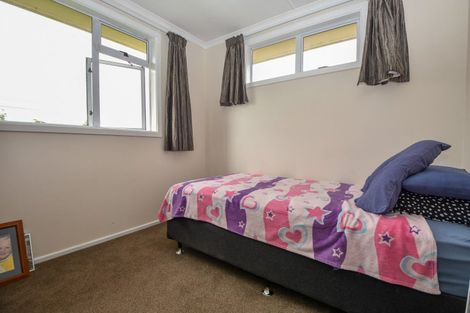 Photo of property in 44 Wyndham Street, Carterton, 5713