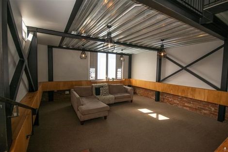 Photo of property in 4/63 Lake Road, Devonport, Auckland, 0624