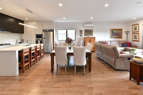 Photo of property in 46 Harvest Avenue, Orewa, 0931