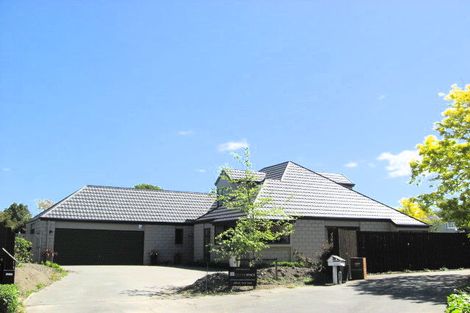 Photo of property in 12 Harrods Court, Ilam, Christchurch, 8053