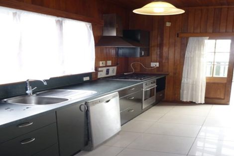 Photo of property in 60 Aroha Avenue, Sandringham, Auckland, 1025