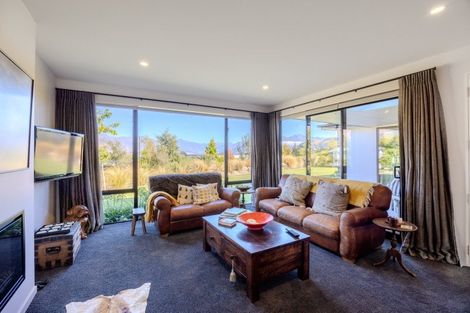 Photo of property in 5 Clearview Street, Wanaka, 9305