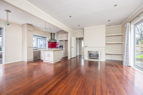 Photo of property in 386 Lake Road, Takapuna, Auckland, 0622