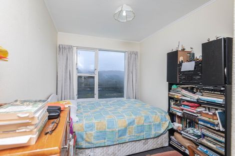 Photo of property in 86a Black Rock Road, Newlands, Wellington, 6037